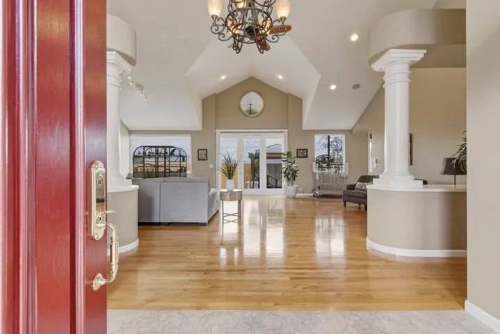 1150 Sonnys Way, Hollister, California 95023