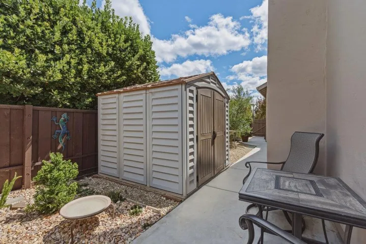1150 Sonnys Way, Hollister, California 95023