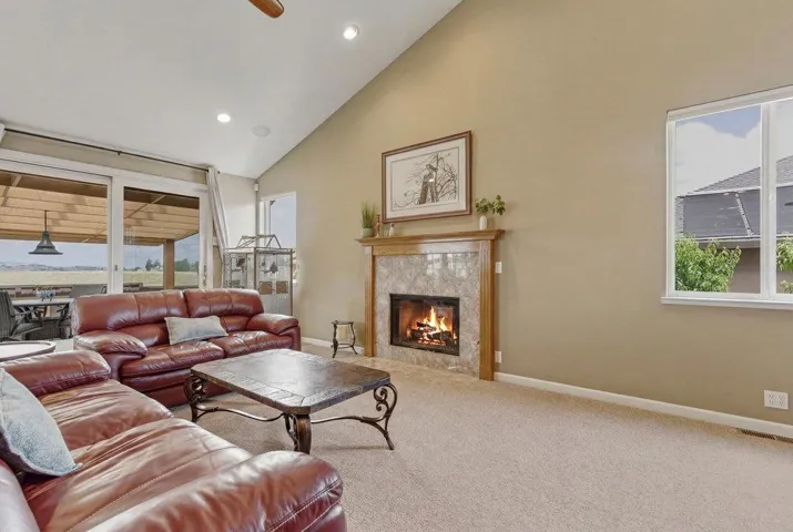 1150 Sonnys Way, Hollister, California 95023