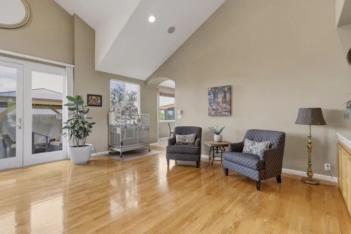 1150 Sonnys Way, Hollister, California 95023