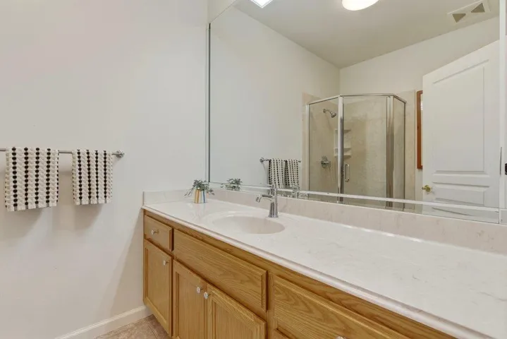 1150 Sonnys Way, Hollister, California 95023