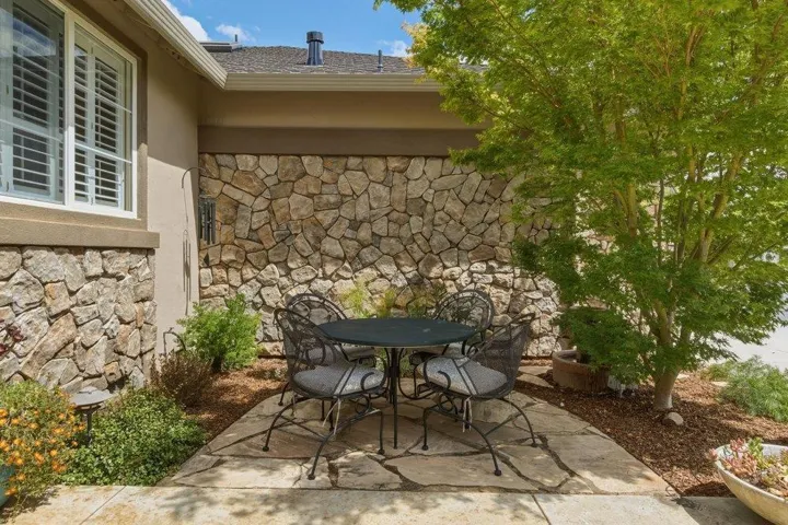 1150 Sonnys Way, Hollister, California 95023