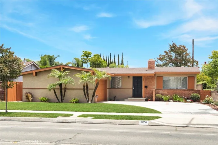 Welcome to 324 N. La Reina​​‌​​​​‌​​‌‌​​‌​​​‌‌​​​‌​​‌‌​​‌‌​​‌‌​​​​ Street
