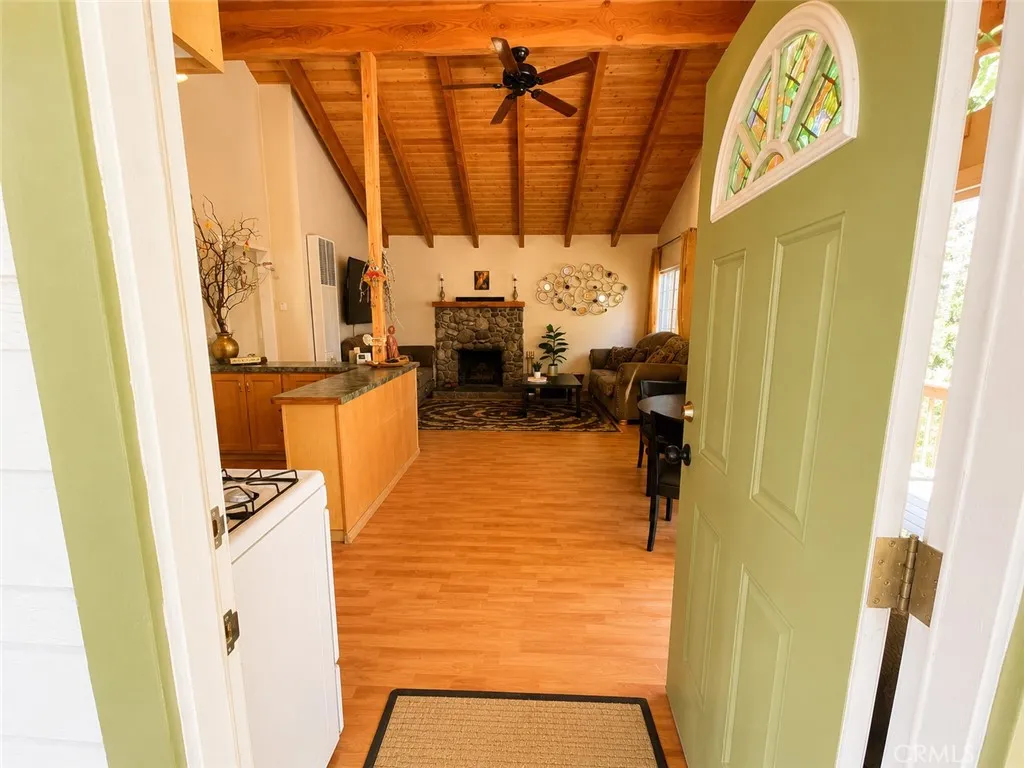 23788 Zuger, Crestline, California 92325 — photo 5
