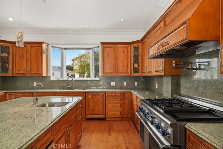7822 Truxton, Los Angeles, California 90045