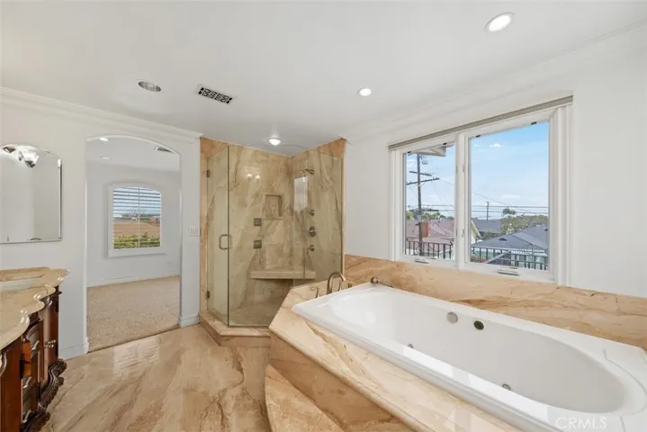 7822 Truxton, Los Angeles, California 90045