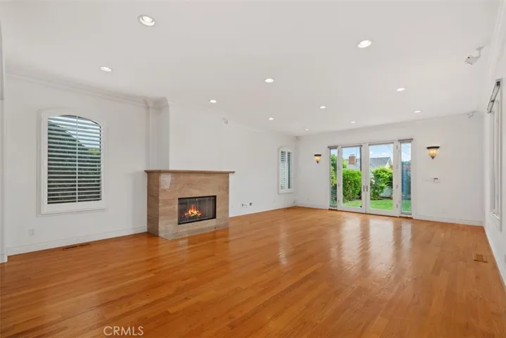 7822 Truxton, Los Angeles, California 90045