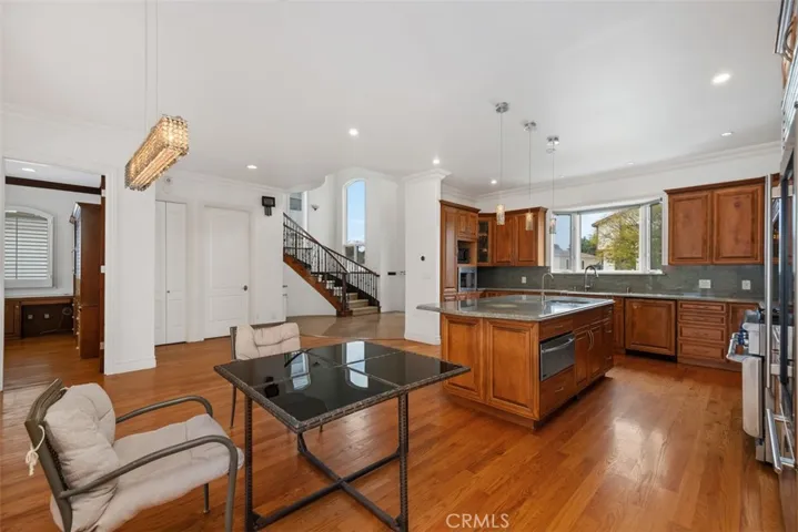 7822 Truxton, Los Angeles, California 90045