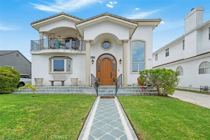 7822 Truxton, Los Angeles, California 90045