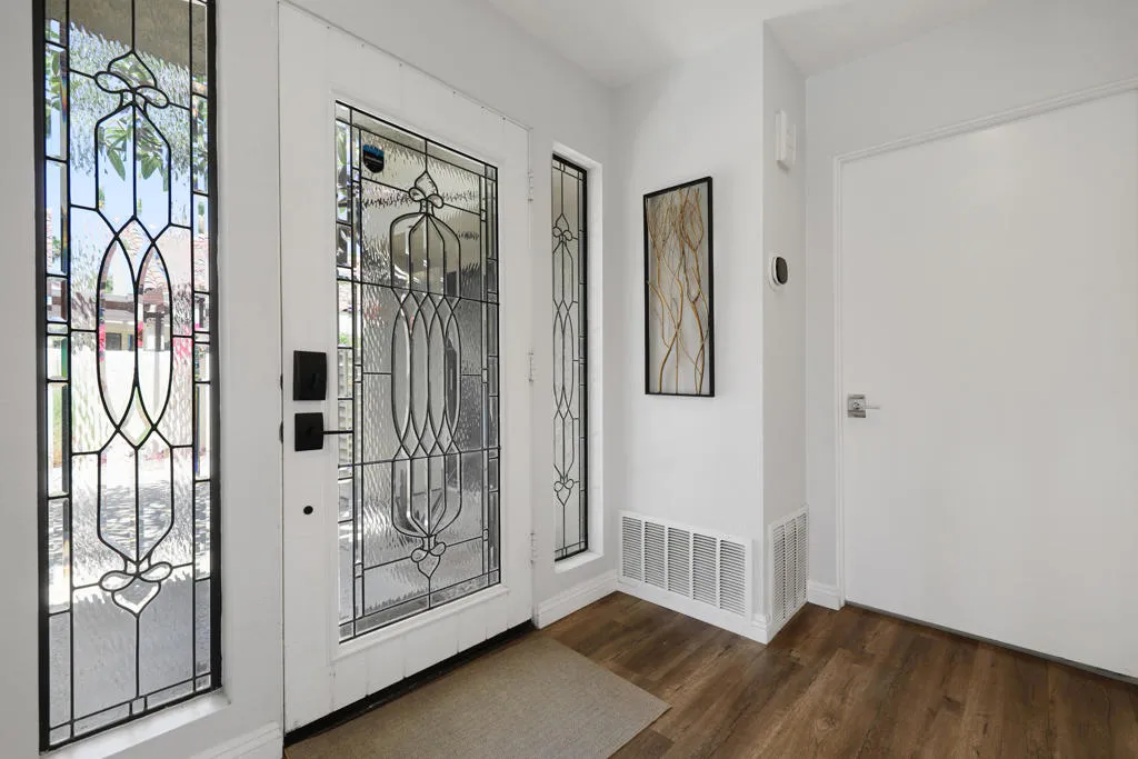 entryway1
