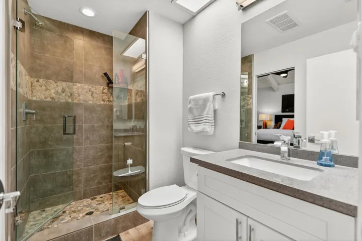 guestbathroomshower