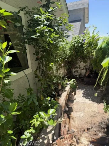 Flowerbed adjacent to the Backyard