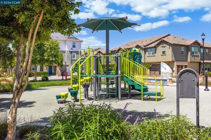 205 Plum Tree St, Livermore, California 94551