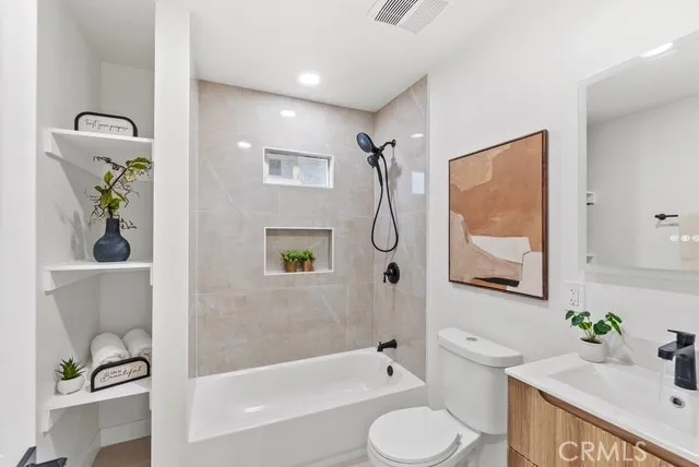 Bathtub Bath 1