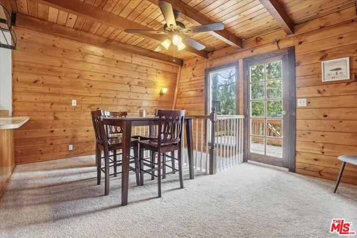 27071 Overlook Lane, Lake Arrowhead, California 92352