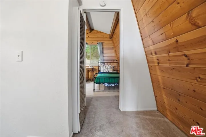 27071 Overlook Lane, Lake Arrowhead, California 92352