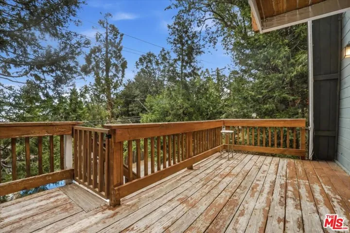 27071 Overlook Lane, Lake Arrowhead, California 92352