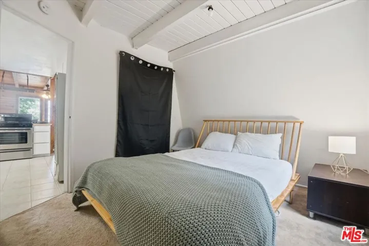 27071 Overlook Lane, Lake Arrowhead, California 92352