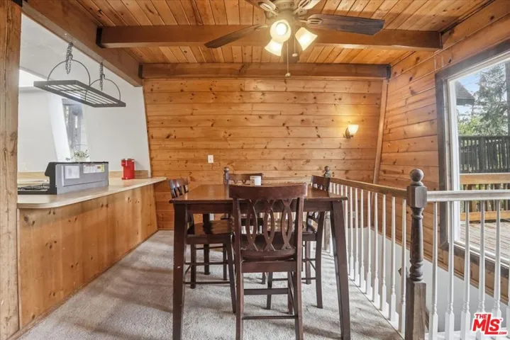27071 Overlook Lane, Lake Arrowhead, California 92352