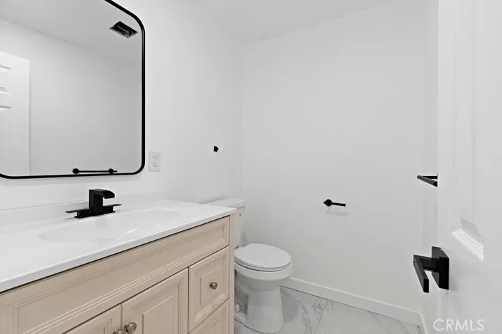 1580 San Bernardino, Costa Mesa, California 92627