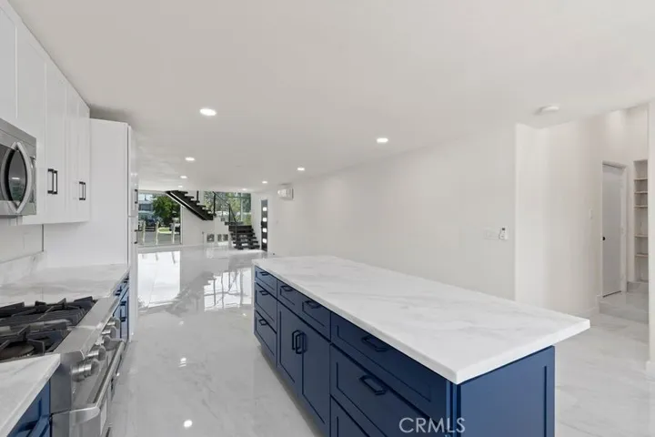 1580 San Bernardino, Costa Mesa, California 92627