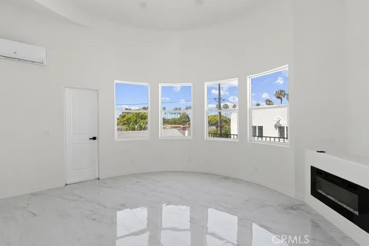 1580 San Bernardino, Costa Mesa, California 92627