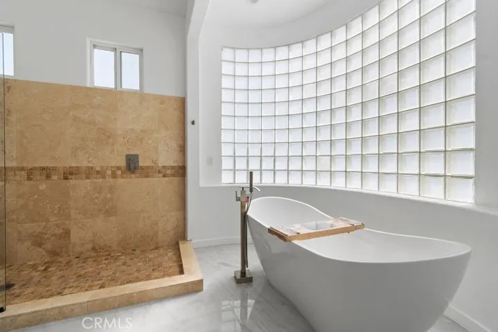 1580 San Bernardino, Costa Mesa, California 92627