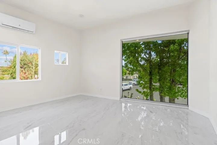 1580 San Bernardino, Costa Mesa, California 92627