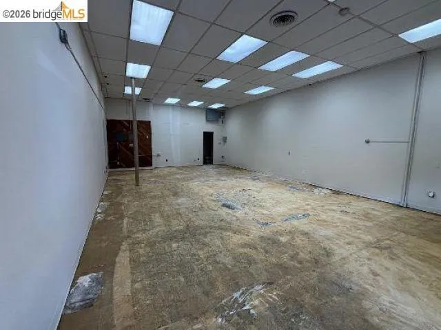 gallery-image 3