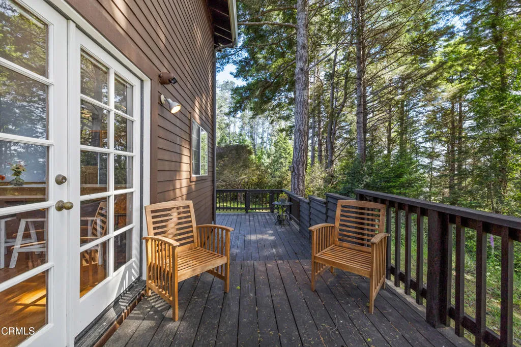 Western Deck