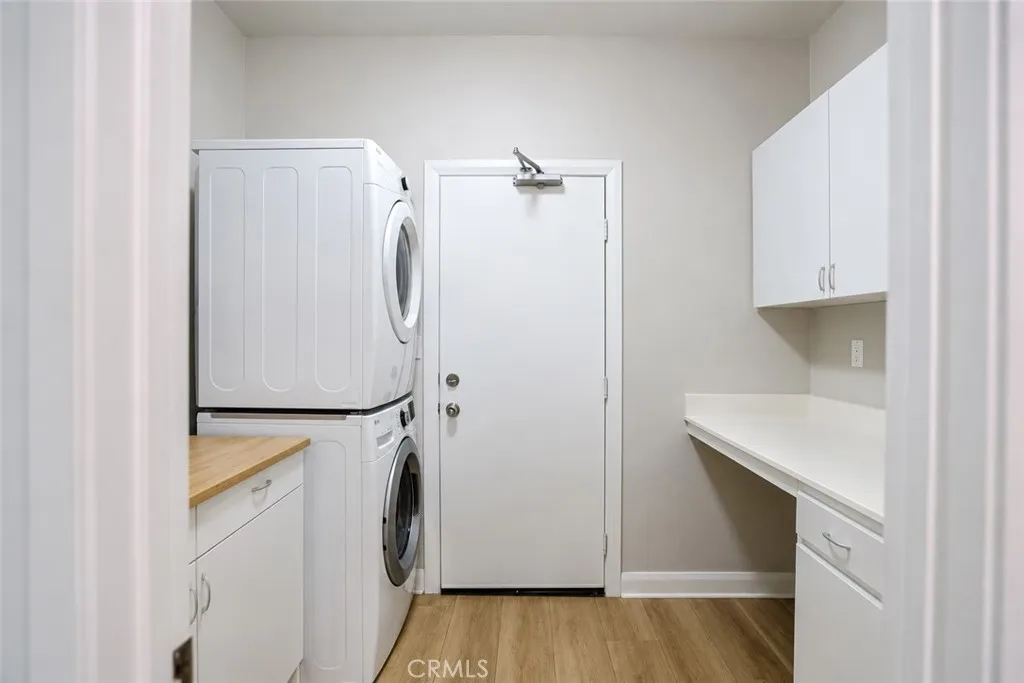 Washer & dryer