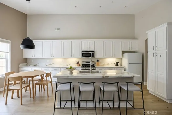 Virtual Staging