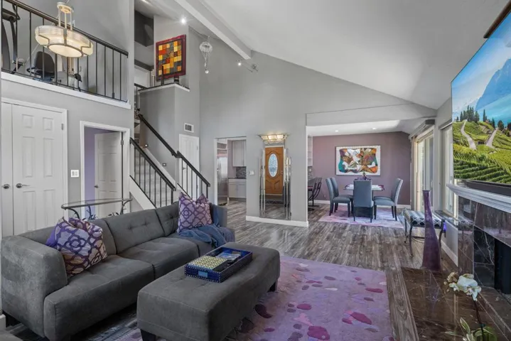 11-web-or-mls-7895 Shell Circle_HB_Large