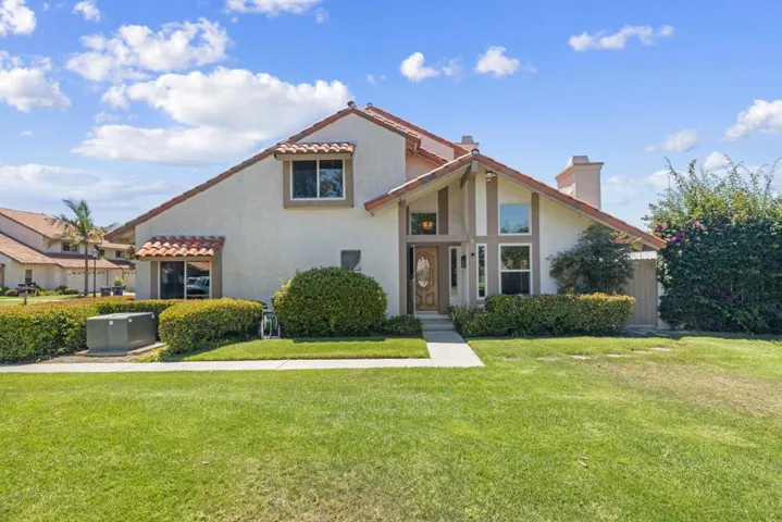 1-web-or-mls-7895 Shell Circle_HB_Large-
