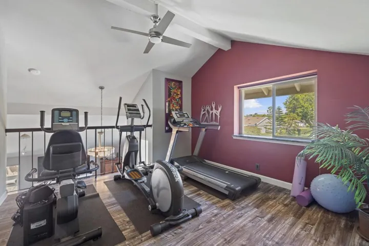 28-web-or-mls-7895 Shell Circle_HB_Large