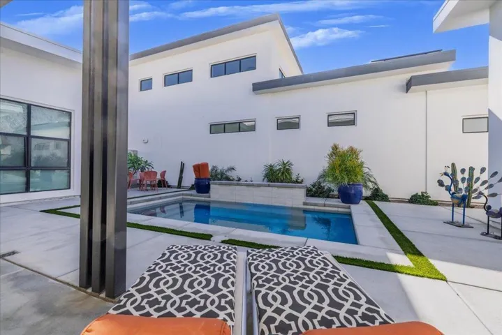 34-Pool