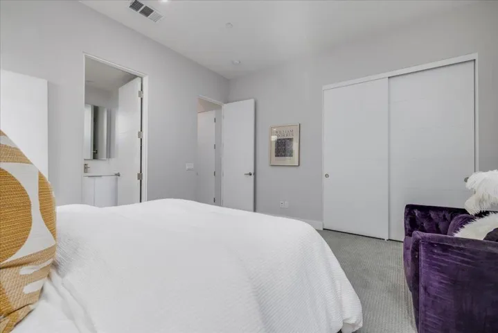 27-Guest Bedroom