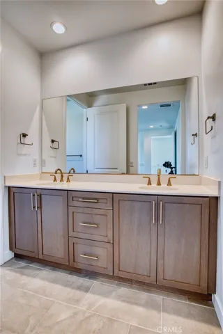 29533 Monarch Road, Menifee, California 92584