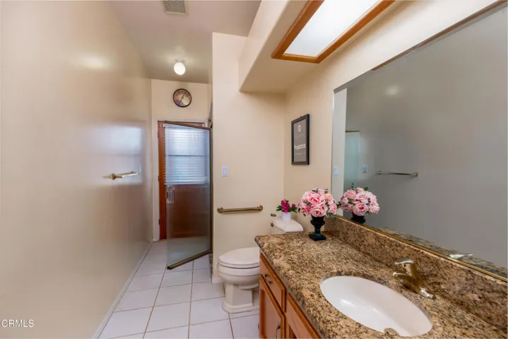23_bathroom