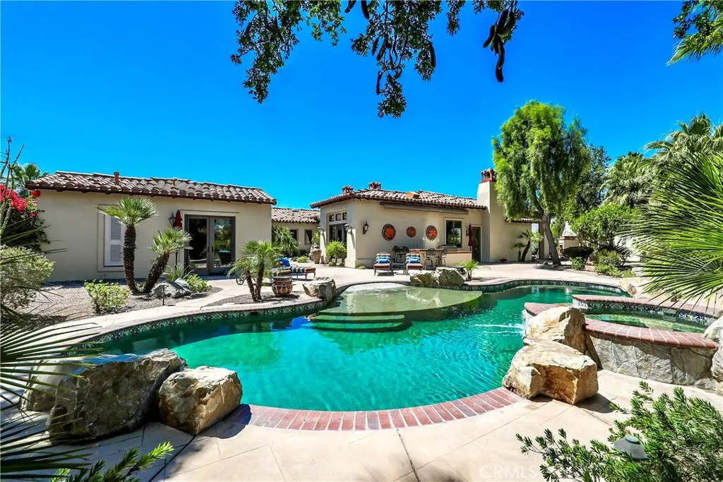 Private Pool