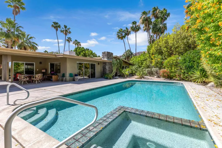 pool view