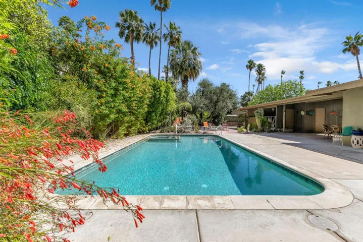 pool with flowers