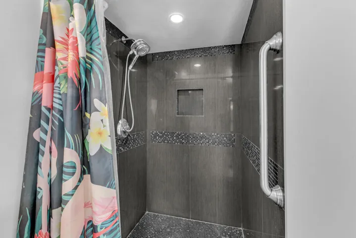 primary shower