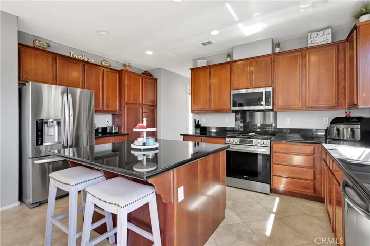 10343 Tandis Court, Adelanto, California 92301