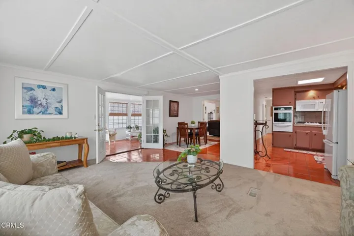 13-web-or-mls-015_Upmarketmedia_720San#5