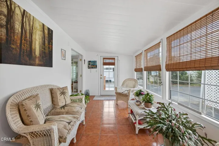 8-web-or-mls-010_Upmarketmedia_720San#59