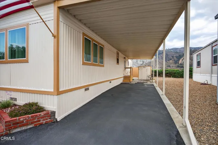 34-web-or-mls-007_Upmarketmedia_720San#5
