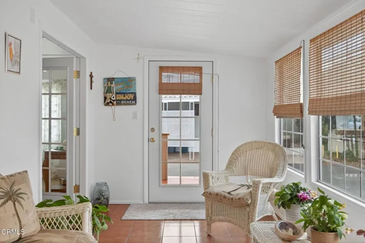 9-web-or-mls-011_Upmarketmedia_720San#59