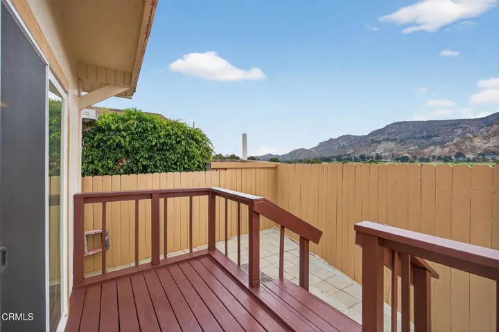 37-web-or-mls-003_Upmarketmedia_720San#5