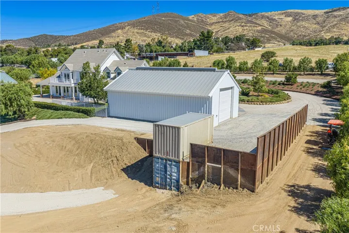9248 Hierba, Agua Dulce, California 91390